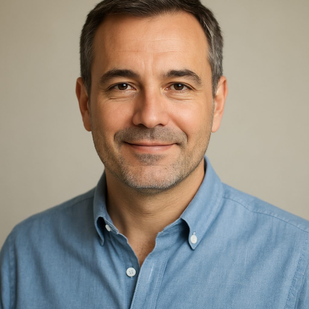 Portrait of Daniel Carter